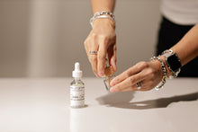 Load image into Gallery viewer, hanging car diffuser, air freshner