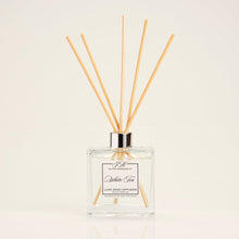 Load image into Gallery viewer, reed diffuser home fragrance 
